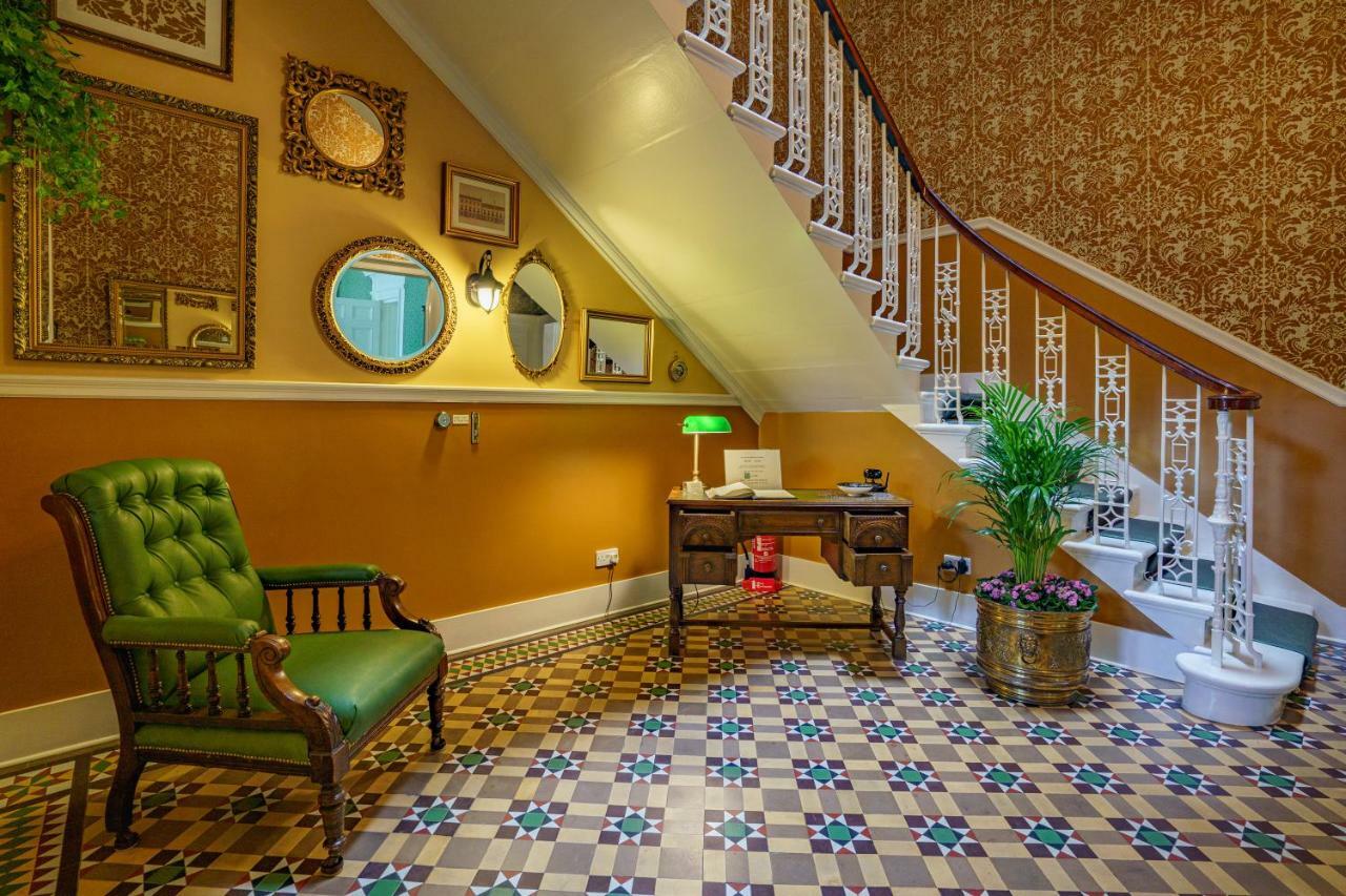 Adria House Otel Edinburgh Dış mekan fotoğraf